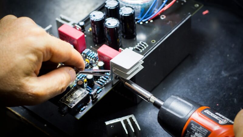 Professionel iPhone Reparation i Køge hos MobileTec